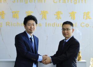 グッズOEMを展開する株式会社リアライズ、中国にて自社専属工場の提携を発表